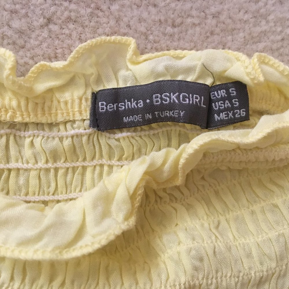 Yellow Ribbed Ruffle Crop - Picture 3 of 4